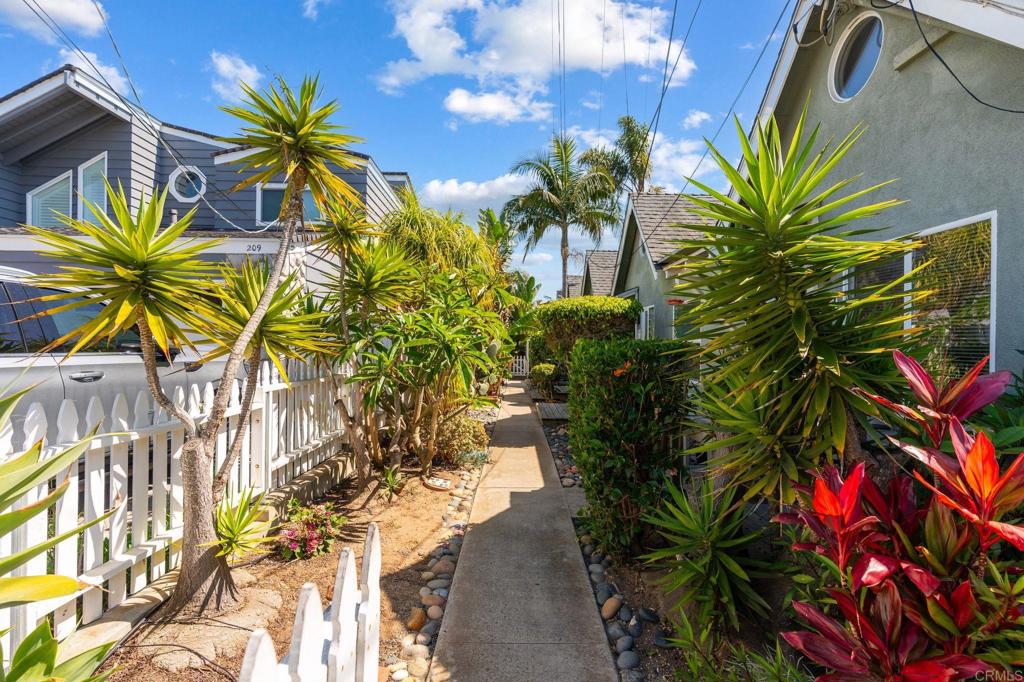 215 Lolita Street - photo 4