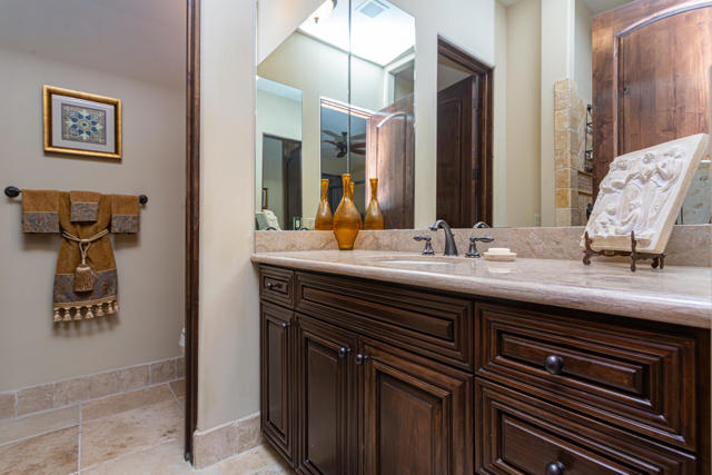 Image 25 of 41 For 78431 Deacon Drive
