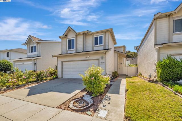 4834 Garnet Cmn, Fremont CA: https://media.crmls.org/mediaz/cba74668-c4b8-45a6-8c57-883913118aa6.jpg