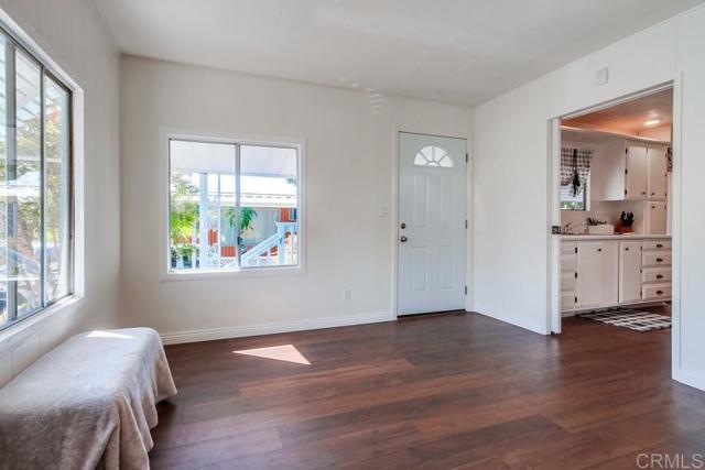 Detail Gallery Image 17 of 47 For 1120 E Mission Road #27,  Fallbrook,  CA 92028 - 2 Beds | 2 Baths