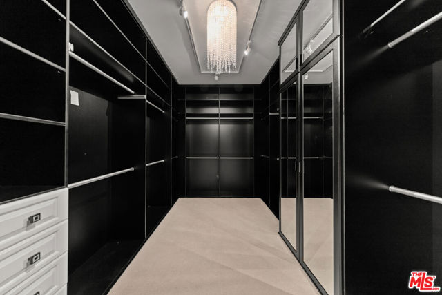 Drew Fenton | 3170 KINGS Court Los Angeles CA | MLS: 7365327 Drew Fenton | 3170 KINGS Court Los Angeles CA | MLS: 7365327