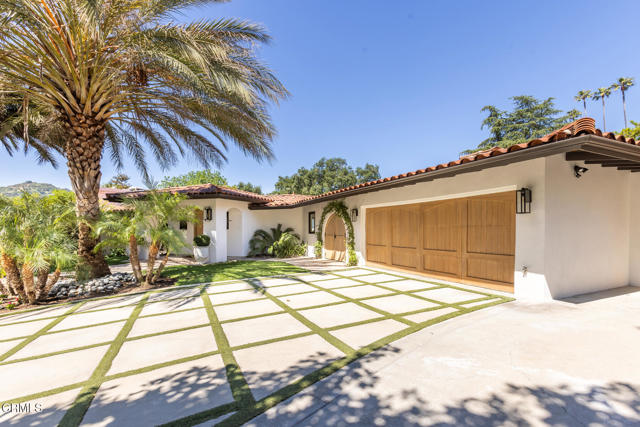 4435 Encinas Drive, La Canada Flintridge CA: https://media.crmls.org/mediaz/cbaa5726-9b43-433d-a808-d3cb1cd5b6a7.jpg