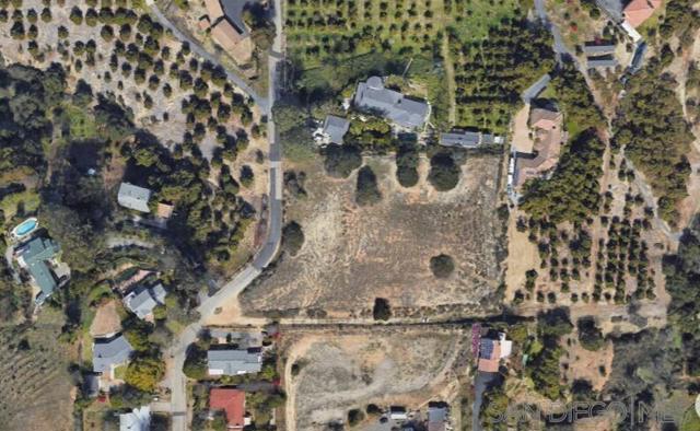 0 Knoll Park Ln, Fallbrook CA: https://media.crmls.org/mediaz/cbaa7279-d983-4431-82ac-5c210ea4f16a.jpg