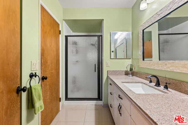 6347 W 84th Street, Los Angeles CA: https://media.crmls.org/mediaz/cbaa8e3e-6aaa-4de7-a889-710cb5dcc251.jpg