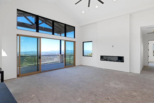 9607 Misty Meadow Lane, Escondido CA: https://media.crmls.org/mediaz/cbac81b7-ee24-4cb6-9a51-5d774fccd8a5.jpg