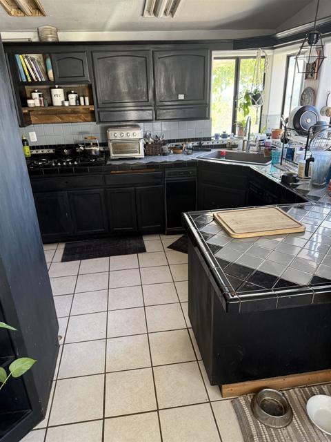 Image 11 of 53 For 25675 Potrero Park Dr