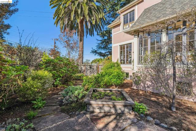 Image 52 of 59 For 4201 Lakeshore Ave