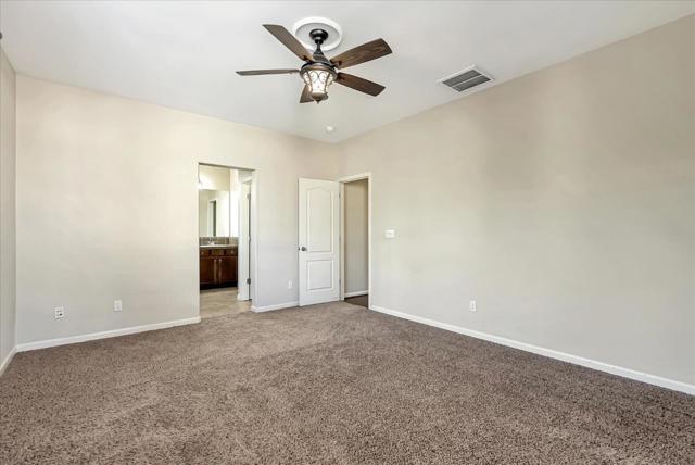 165 W Questa Trail, Tracy CA: https://media.crmls.org/mediaz/cbb023cc-33d0-498d-9599-c34f38814578.jpg