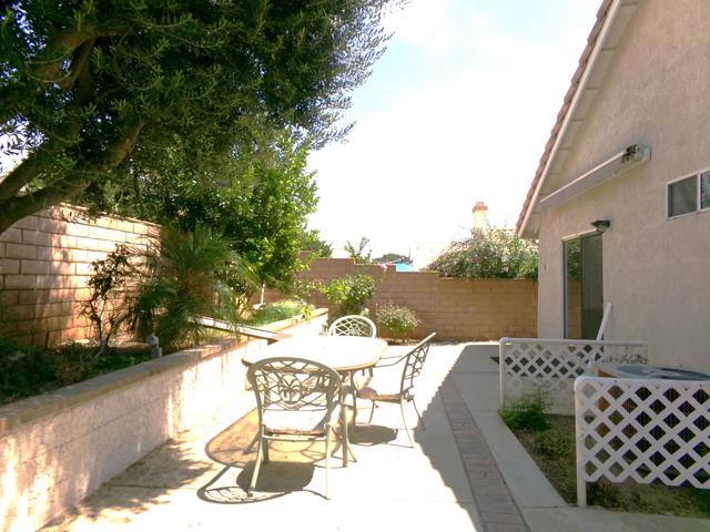 4829 W Forest Oaks Avenue, Banning CA: https://media.crmls.org/mediaz/cbb0ff2c-1172-46a3-aa3c-d6cd879e3368.jpg