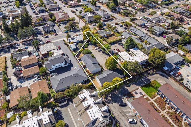 3268 Mission Drive, Santa Cruz CA: https://media.crmls.org/mediaz/cbb12971-5d91-43b5-99be-657f6fb145fb.jpg