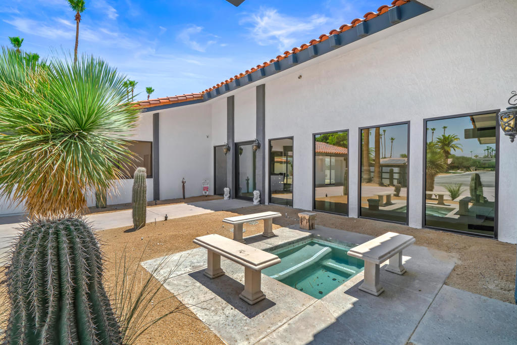 Cbb14a1a 8447 4644 8a57 28e2c9dd75b2