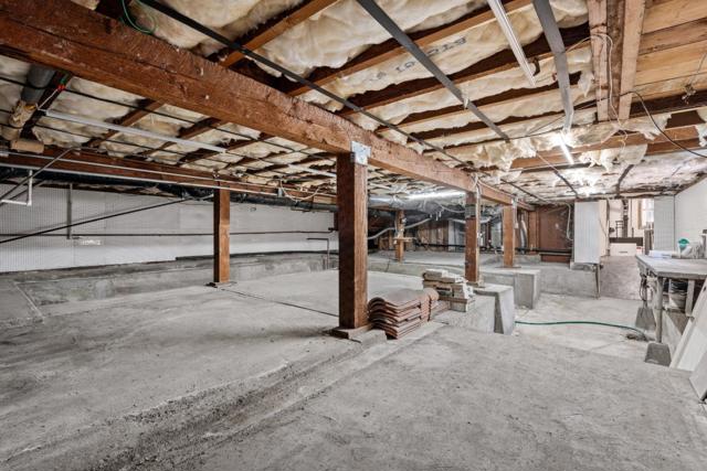 519 Francisco Drive, Burlingame CA: https://media.crmls.org/mediaz/cbb1f381-6a13-4d04-8452-e35d98577990.jpg