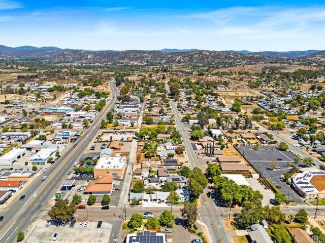 Detail Gallery Image 62 of 65 For 549 D St., Ramona,  CA 92065 - 6 Beds | 3 Baths