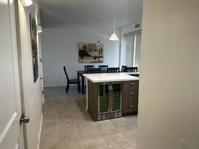 547 Desert West Drive, Rancho Mirage CA: https://media.crmls.org/mediaz/cbb28736-efe8-4af1-94a3-7c9b66a0b0de.jpg
