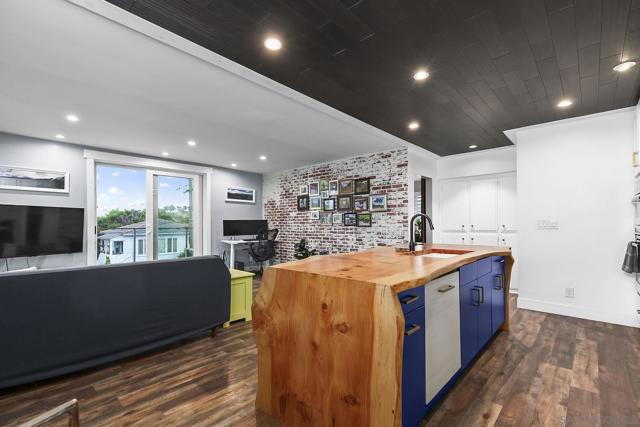 MLS #250030505SD image #23