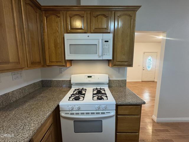 Detail Gallery Image 18 of 46 For 625 E Mountain St, Pasadena,  CA 91104 - 3 Beds | 1 Baths