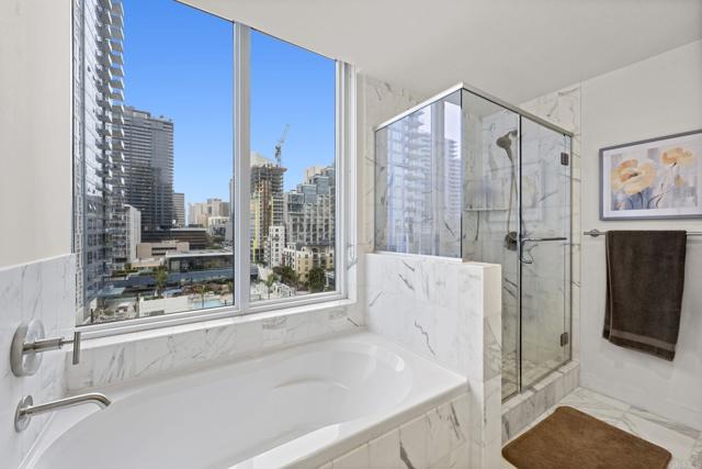 1325 Pacific Highway, San Diego CA: https://media.crmls.org/mediaz/cbb3dc36-3ef4-4ae7-bc80-b510c5d5d039.jpg