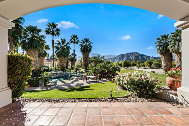80645 La Docena Trail, La Quinta CA: https://media.crmls.org/mediaz/cbb4e93f-eca2-4a45-95fa-87739f9b5827.jpg