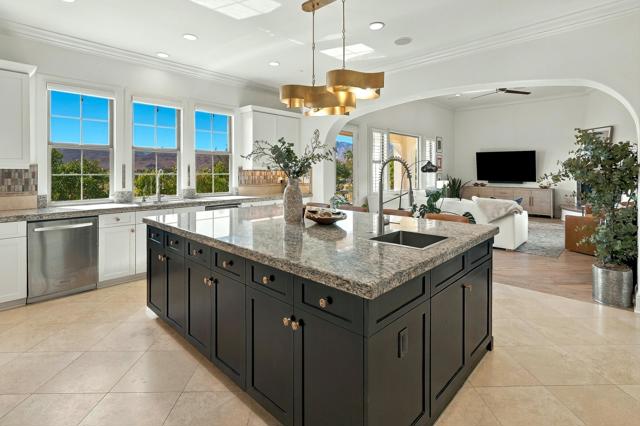4244 Arcada Street, Palm Springs, CA 92262
