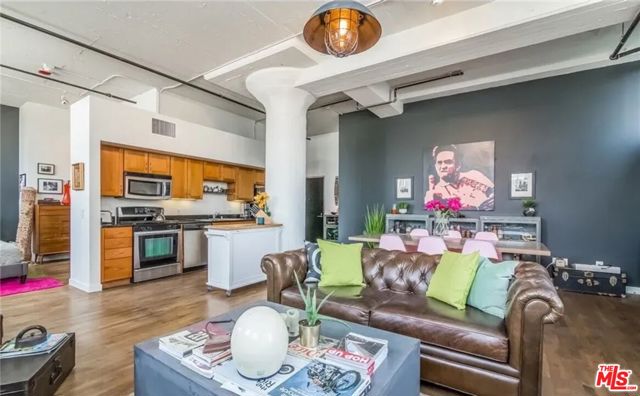 Image 5 of 25 For 420 San Pedro Street 224