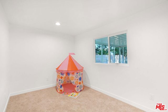 14384 Astoria Street photo 20