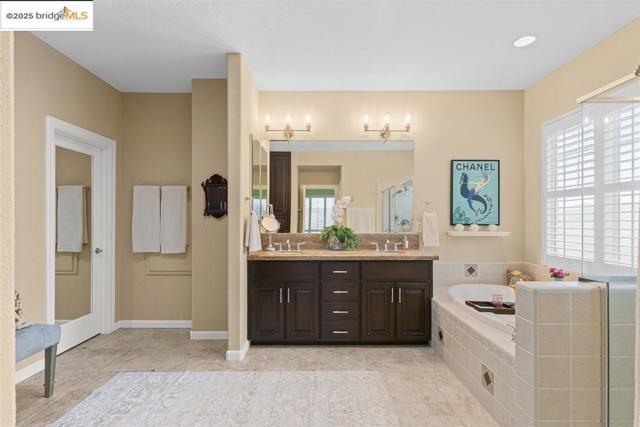 1164 Lexington Way, Livermore CA: https://media.crmls.org/mediaz/cbb665c0-7674-4149-a725-af3460f00b14.jpg