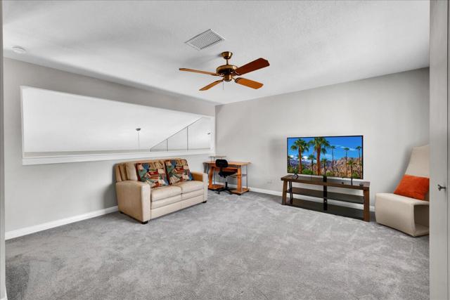 204 Lakecrest Lane, Palm Desert CA: https://media.crmls.org/mediaz/cbb6ce73-ae53-48ab-a235-a87fac81026d.jpg