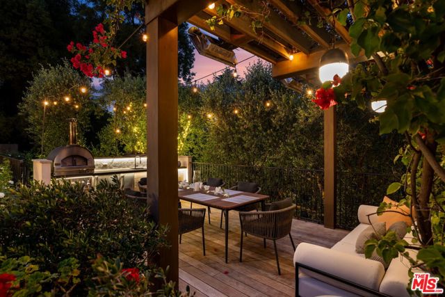 Drew Fenton | 182 N Carmelina Avenue Los Angeles CA | MLS: 7686952