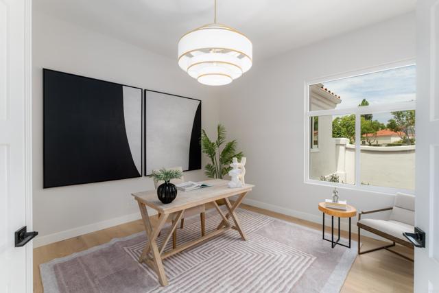 Detail Gallery Image 23 of 46 For 14004 Calle Venecia, San Diego,  CA 92130 - 4 Beds | 2/1 Baths