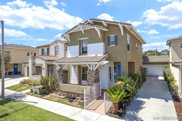 2361 porch swing st, Chula Vista CA: https://media.crmls.org/mediaz/cbbaa5e6-8d98-4e32-b4e8-5179056f8440.jpg