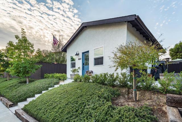 6732 6734 Antilope St, Carlsbad CA: https://media.crmls.org/mediaz/cbbbe44a-0a6a-4ca1-87d5-a572f9dd4aba.jpg
