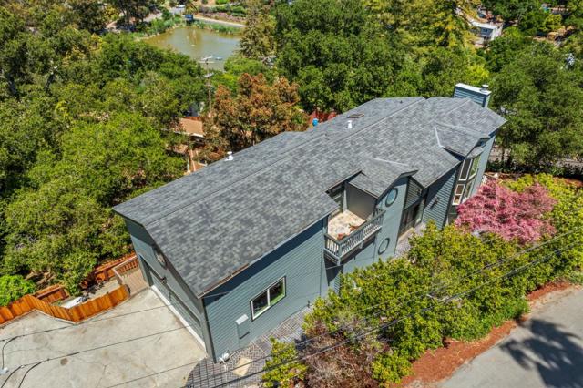 3554 Oak Knoll Drive, Redwood City CA: https://media.crmls.org/mediaz/cbbc20ac-916a-45d9-80b1-276ad1888023.jpg