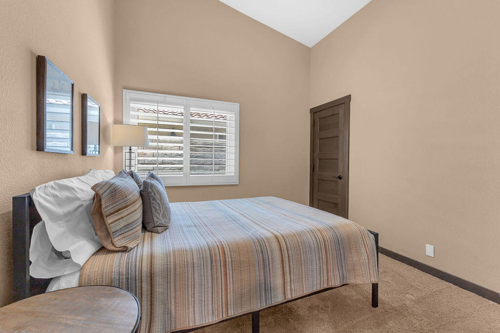 MLS #219129593DA img 47