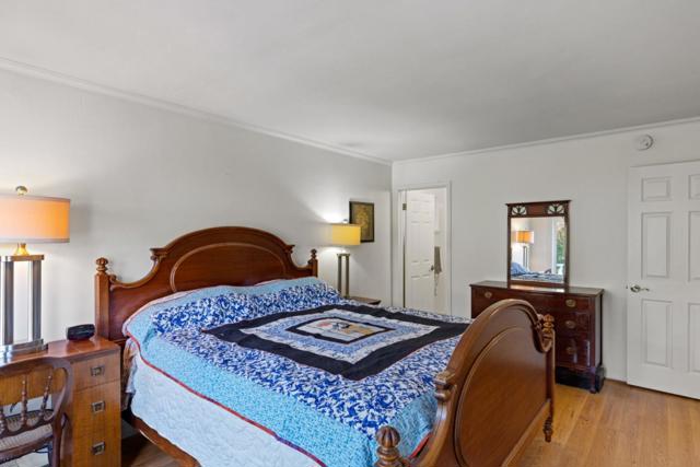 680 Parcel Street, Monterey CA: https://media.crmls.org/mediaz/cbbdb184-f2e1-455e-868b-99f25e9eb3bd.jpg