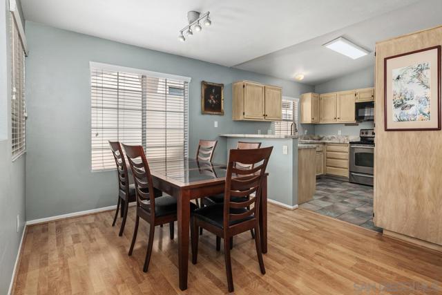 18557 Caminito Pasadero, San Diego CA: https://media.crmls.org/mediaz/cbbdb553-faa2-402d-afe5-8d25262979bd.jpg