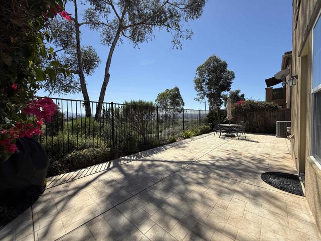 Detail Gallery Image 28 of 40 For 1273 Breakaway Dr, Oceanside,  CA 92057 - 4 Beds | 3/1 Baths