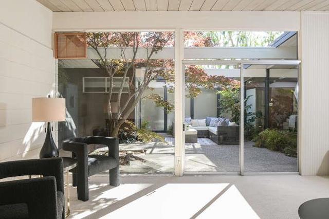 812 San Francisco Court, Stanford CA: https://media.crmls.org/mediaz/cbbea795-2e94-464d-86e7-1b07db281cf1.jpg