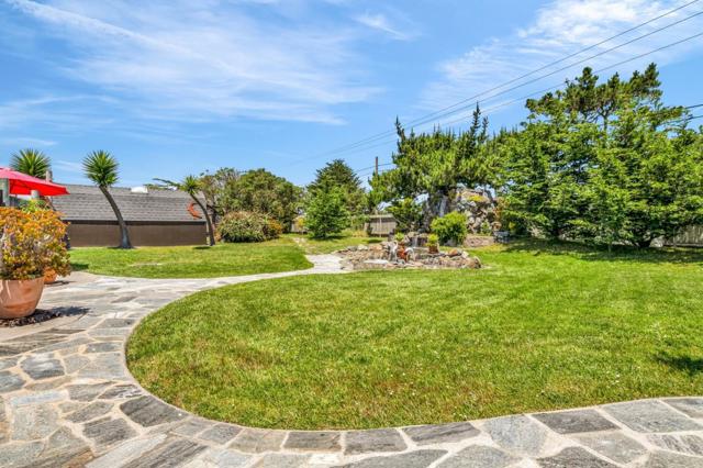 575 Dolores Avenue, Half Moon Bay CA: https://media.crmls.org/mediaz/cbbf694b-3974-42c3-b57b-d5cddc75e835.jpg