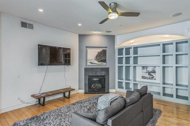 505 N Cedros, Solana Beach CA: https://media.crmls.org/mediaz/cbc047d3-0e49-4b1b-8437-976ffc0af30d.jpg