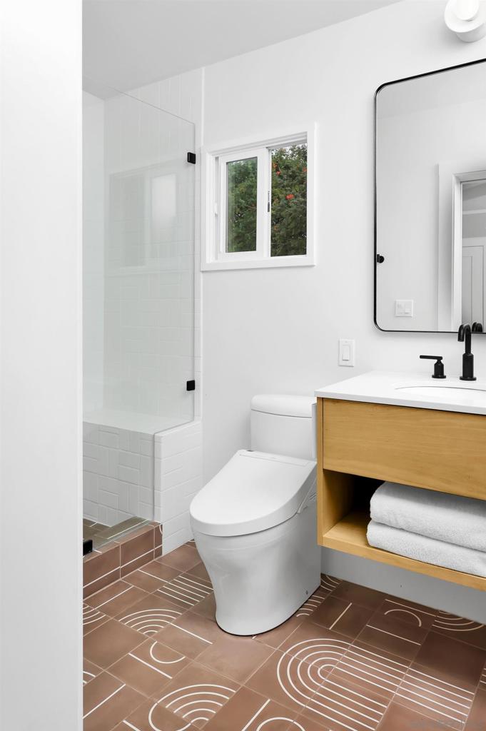 MLS #250043576SD image #23