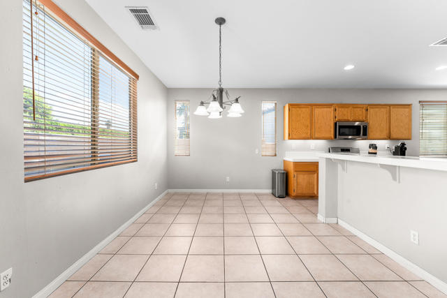 80722 Diamondback Trail, Indio CA: https://media.crmls.org/mediaz/cbc14a54-d624-44ec-812c-fd1b810d196e.jpg