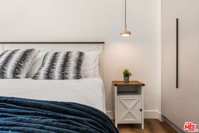 Drew Fenton | 266 Mabery Road Santa Monica CA | MLS: 7395913