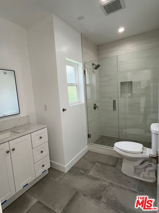 233 N Berendo Street, Los Angeles CA: https://media.crmls.org/mediaz/cbc2c9b4-1083-49ff-8978-3f7d29c3e2dd.jpg