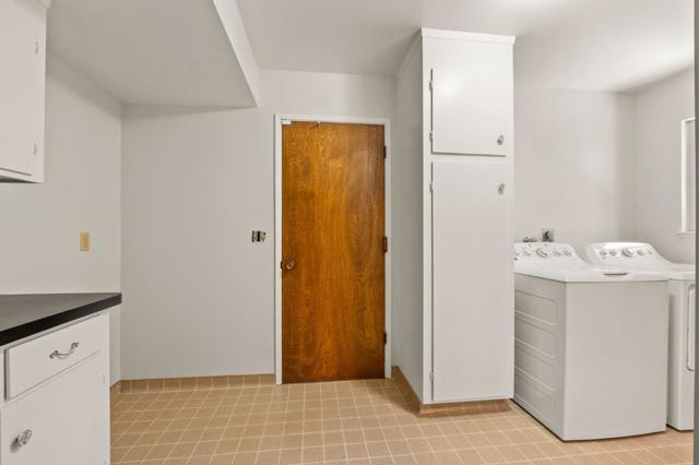 1387 Hillcrest Drive, San Jose CA: https://media.crmls.org/mediaz/cbc30c18-08ff-4bdf-950b-2c9e998f92df.jpg
