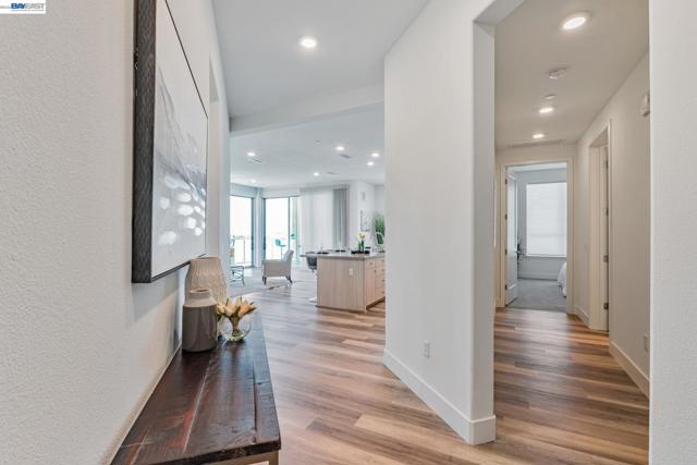 45128 Warm Springs Blvd, Fremont CA: https://media.crmls.org/mediaz/cbc357a9-55bb-472e-af8d-29092cd68a2f.jpg