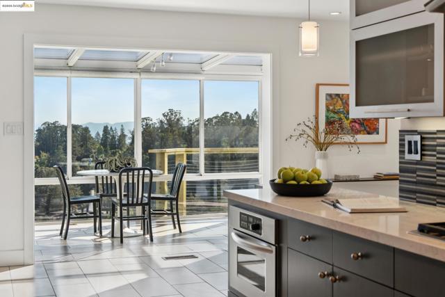5958 Colton Blvd., Oakland CA: https://media.crmls.org/mediaz/cbc520aa-6e79-42a7-91d0-ab9e8f154f1b.jpg