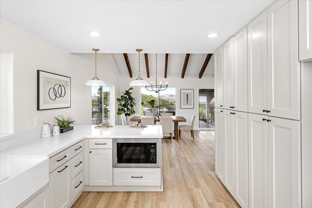 Detail Gallery Image 21 of 58 For 2918 Fairview Dr, Vista,  CA 92084 - 4 Beds | 3 Baths