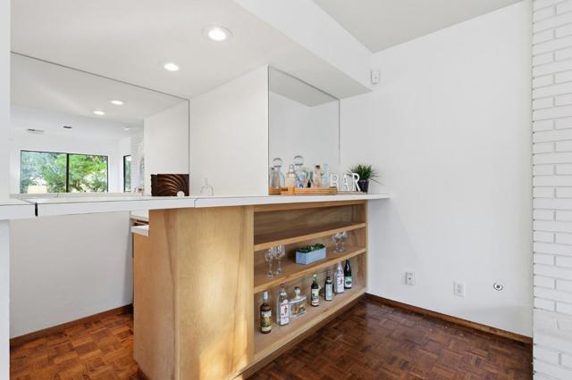 100 Rizal Drive, Hillsborough CA: https://media.crmls.org/mediaz/cbc6cf68-1446-43c2-82dd-77aaba04fa51.jpg