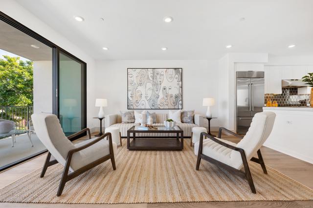 326 Chinquapin Avenue, Carlsbad CA: https://media.crmls.org/mediaz/cbc8fc49-5066-41ed-814c-5405ac903525.jpg