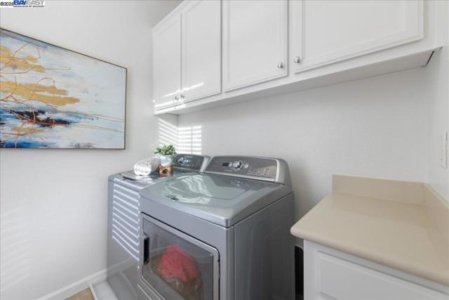 3335 Vittoria Loop, Dublin CA: https://media.crmls.org/mediaz/cbc91cb8-032e-45b4-a93e-b6ba1361f777.jpg